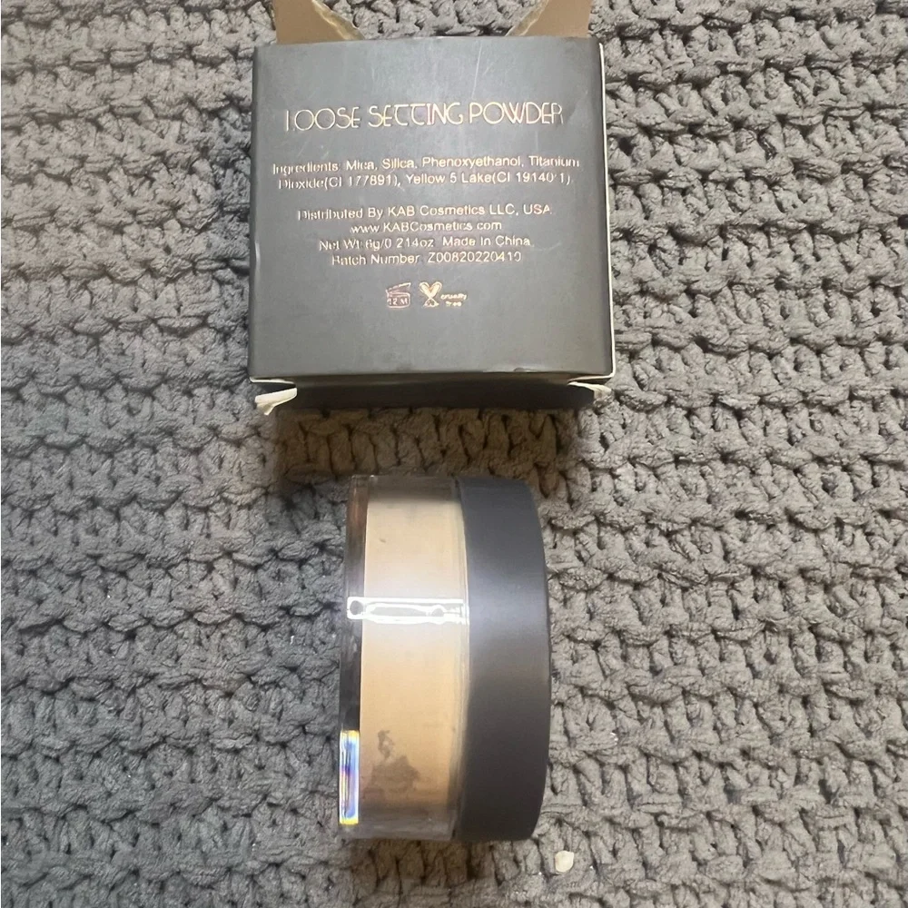 KAB Cosmetics Setting Powder - Tan